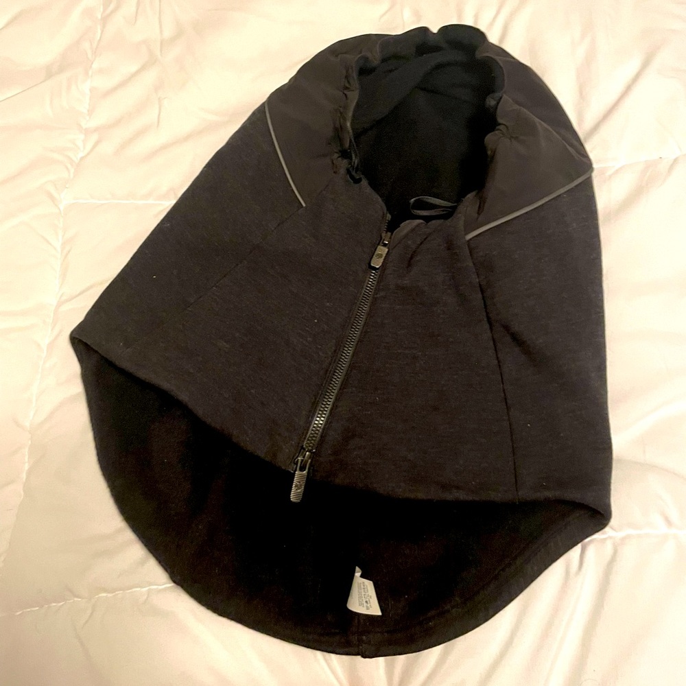 Lululemon snood funnel hood